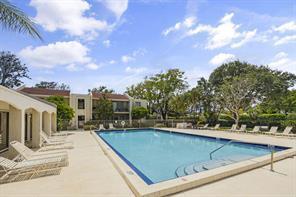 150 Pineview Road D4