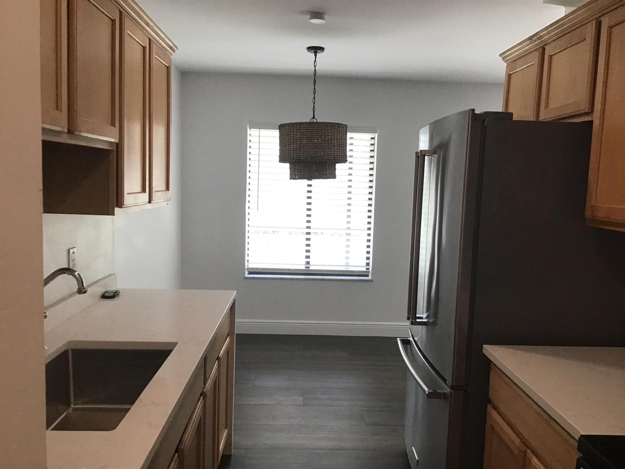 150 Pineview Road D4