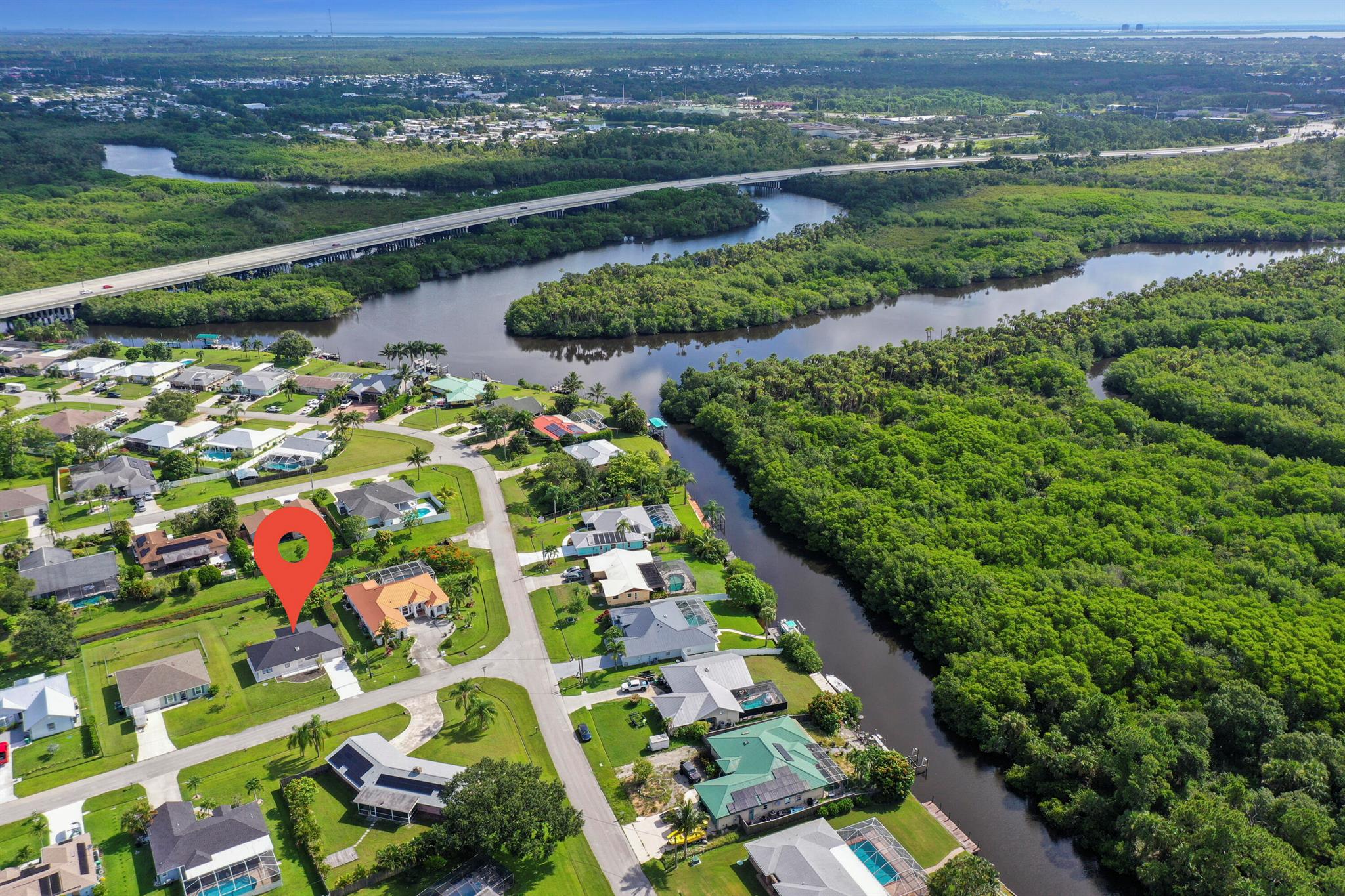 977 SE Bayfront Avenue