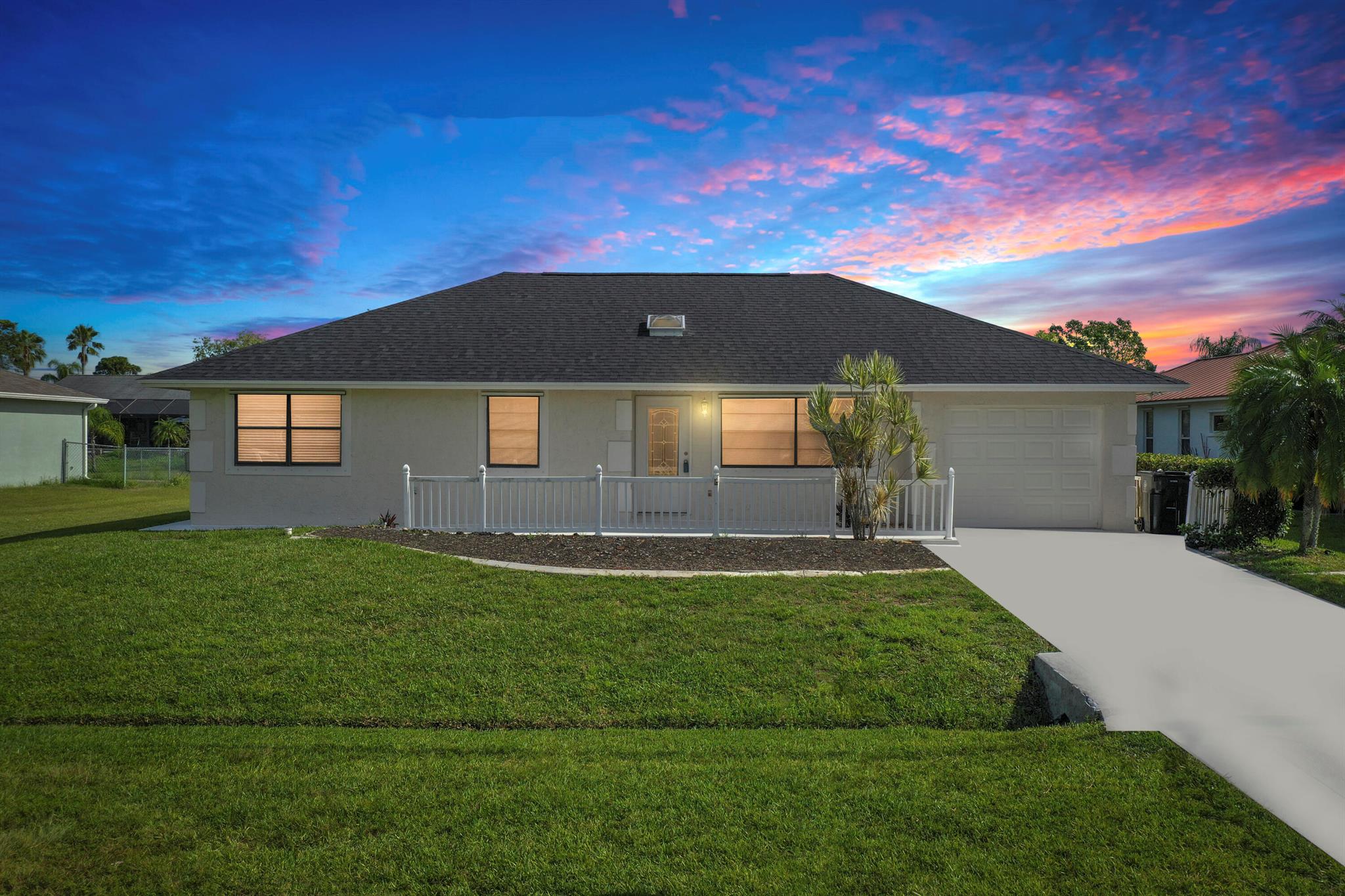 977 SE Bayfront Avenue