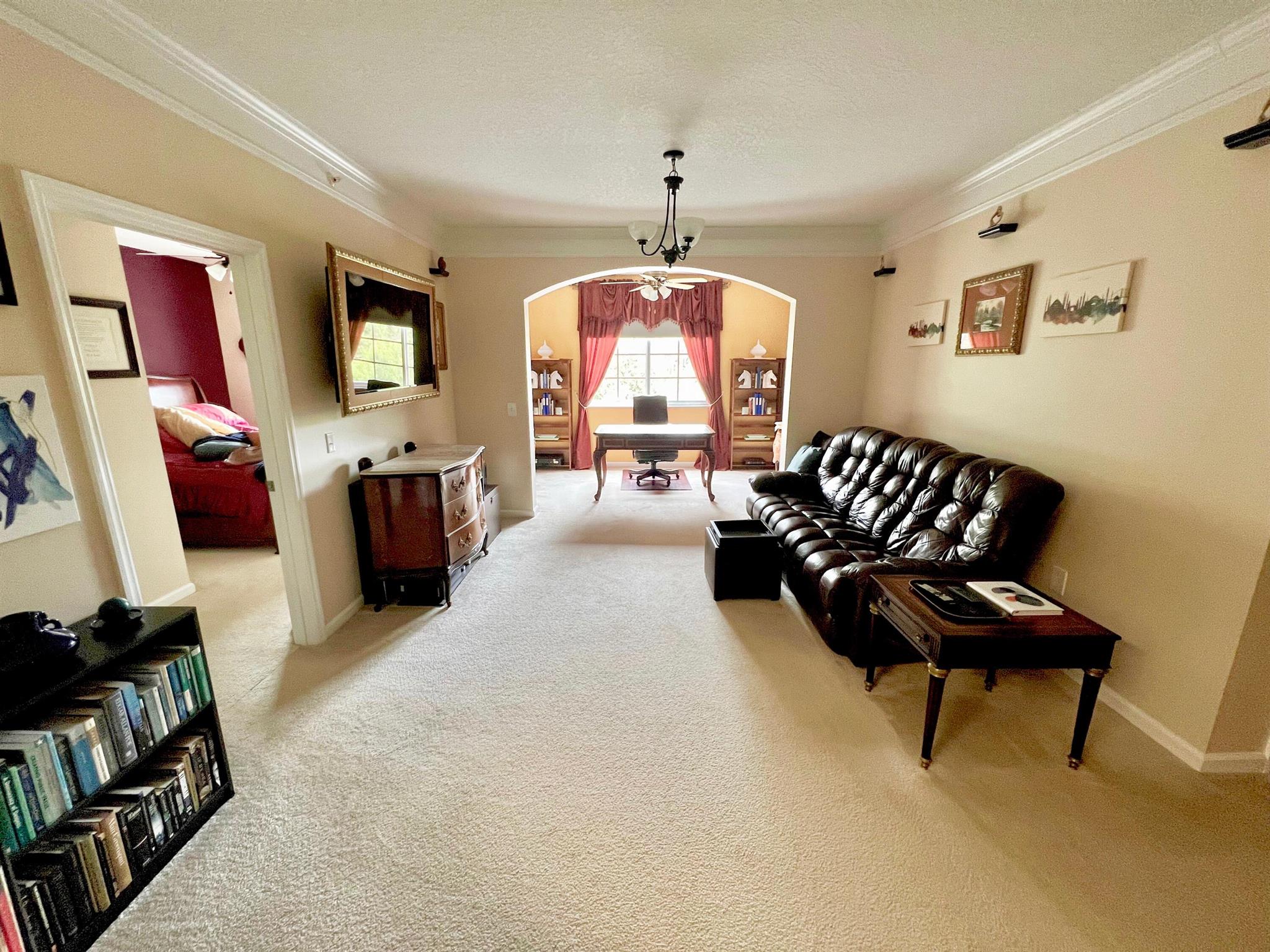 10303 Myrtlewood Circle W