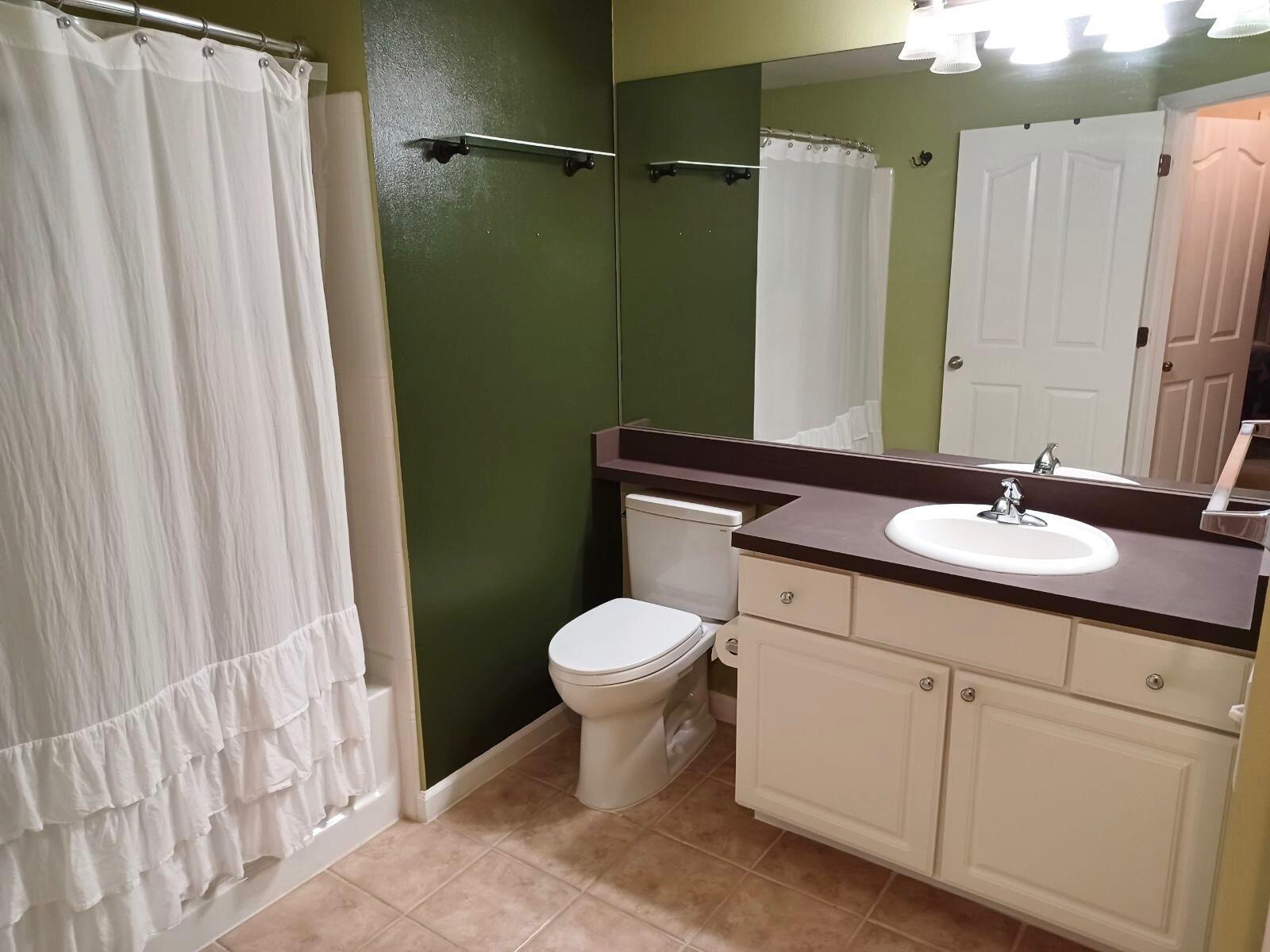 10303 Myrtlewood Circle W