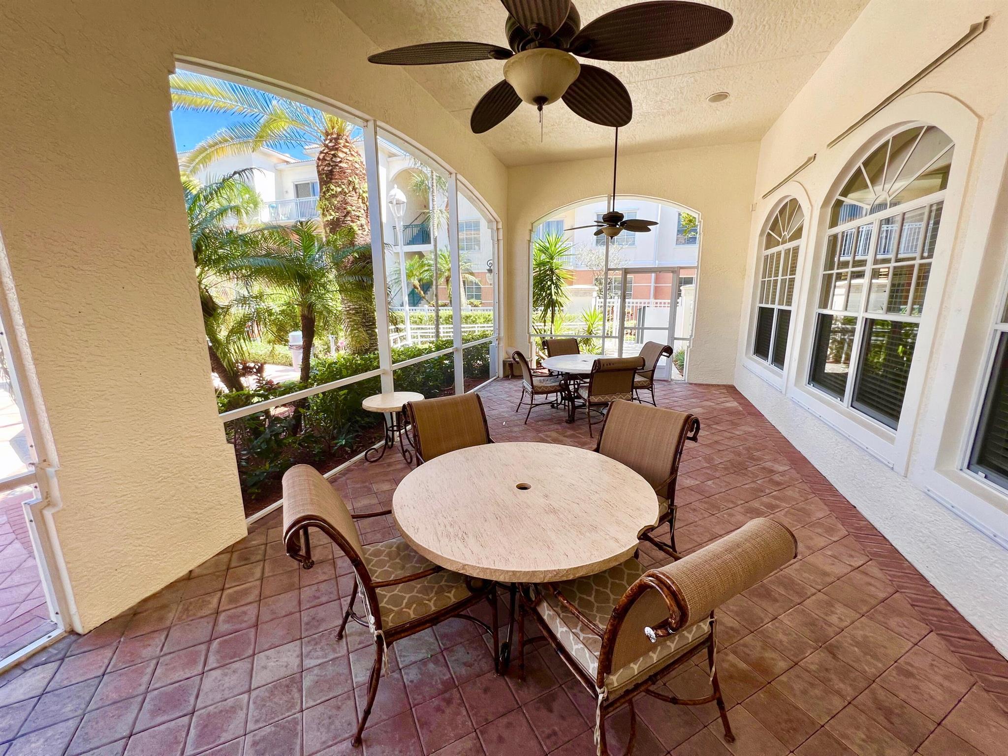 10303 Myrtlewood Circle W