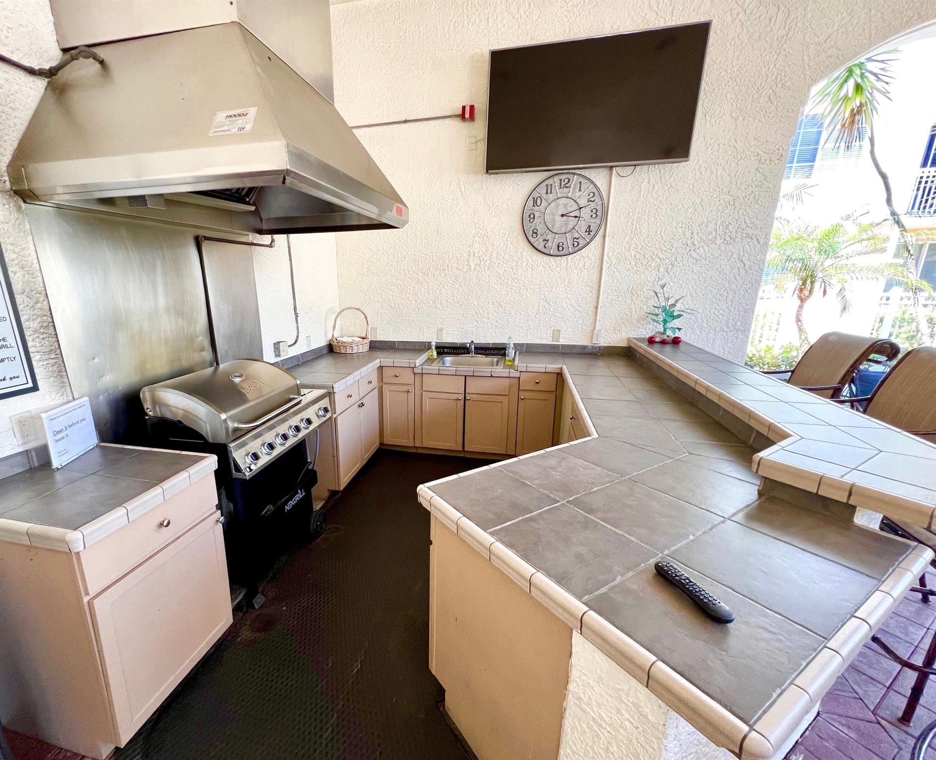 10303 Myrtlewood Circle W