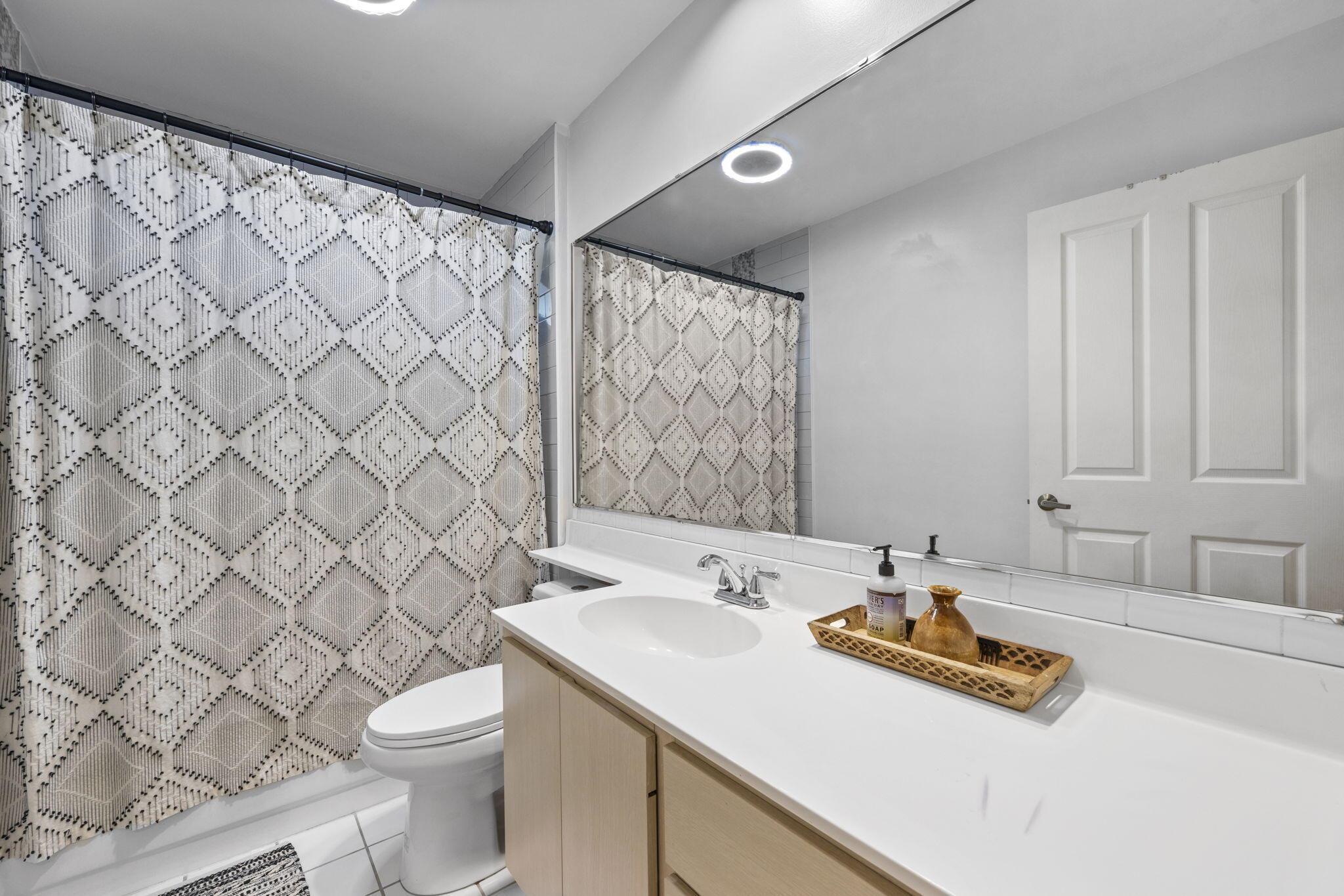 6252 SE Monticello Terrace