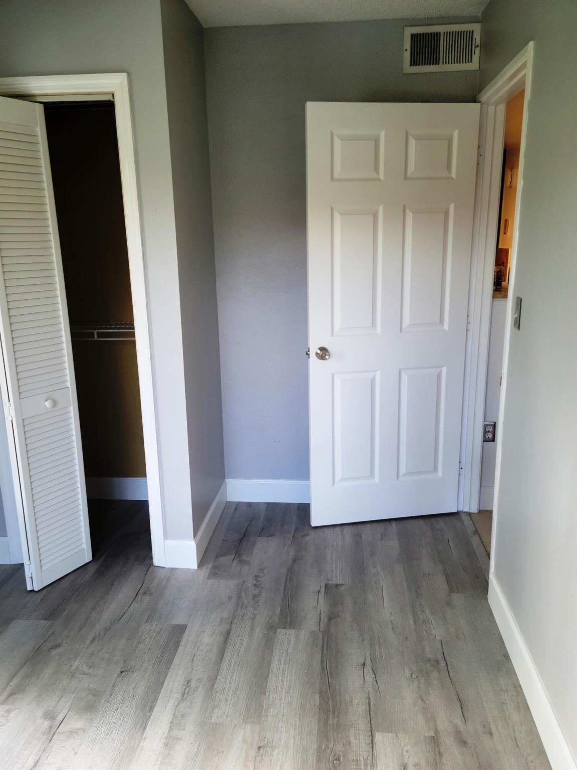 3270 Coral Lake Lane 3270