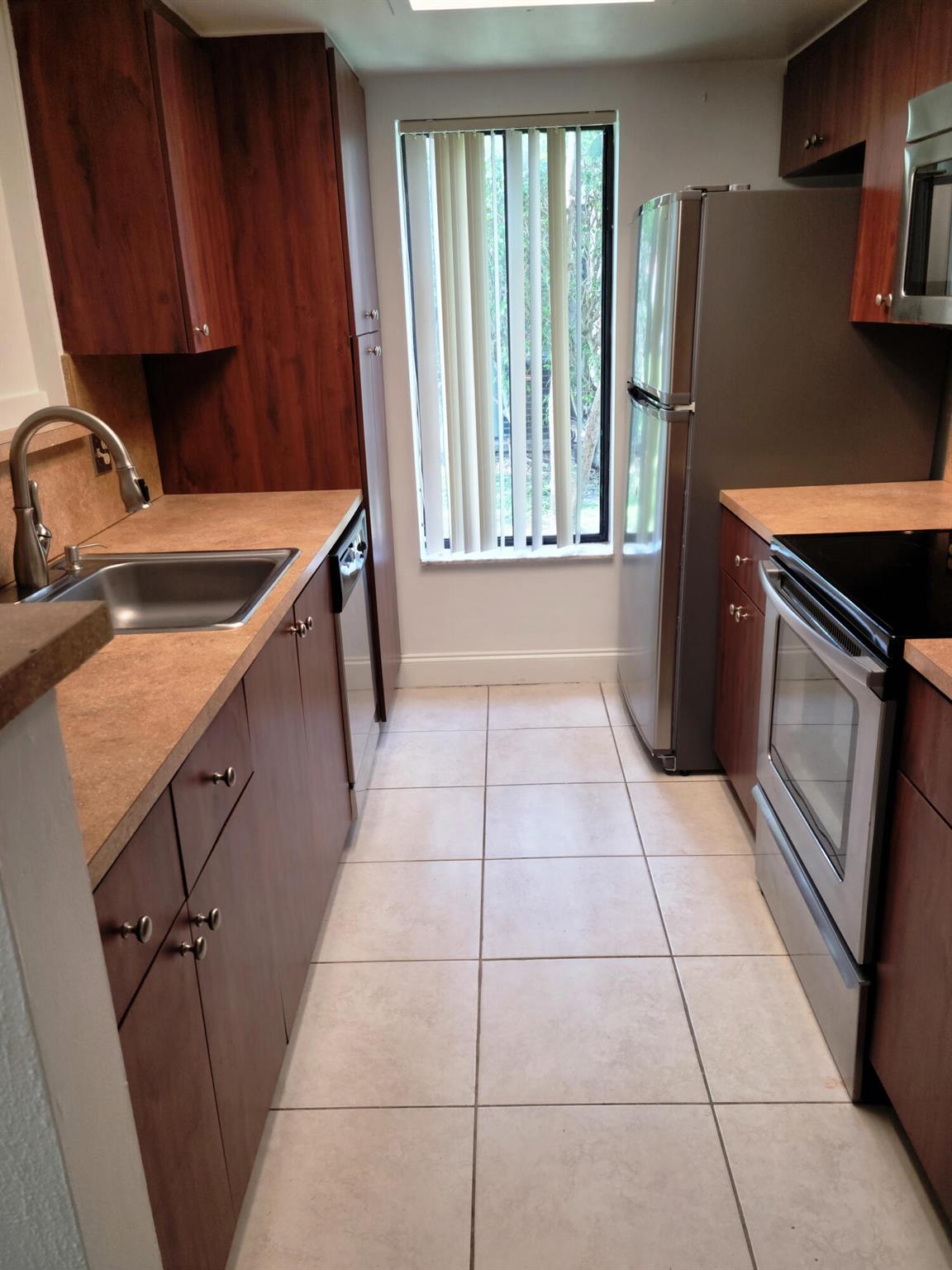 3270 Coral Lake Lane 3270