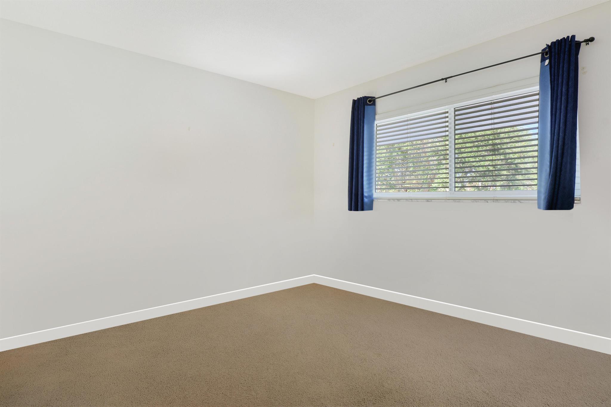 1 Westwood Avenue 201f