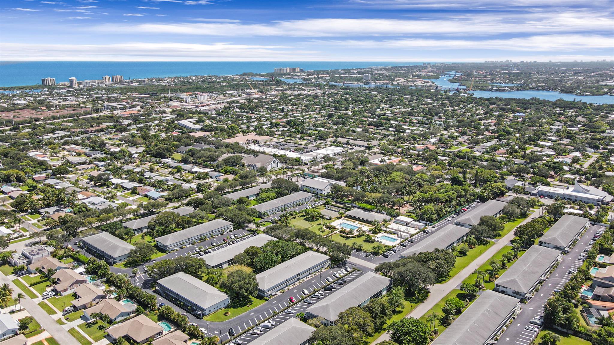 1 Westwood Avenue 201f