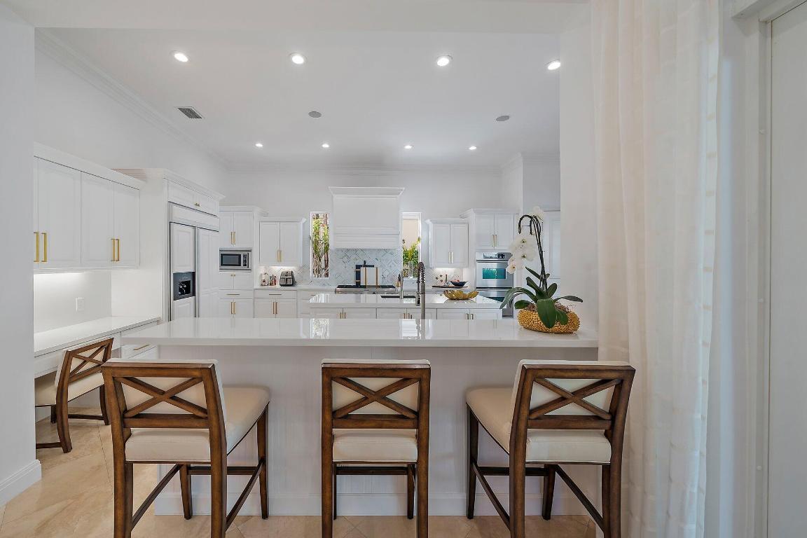 11513 Green Bayberry Drive