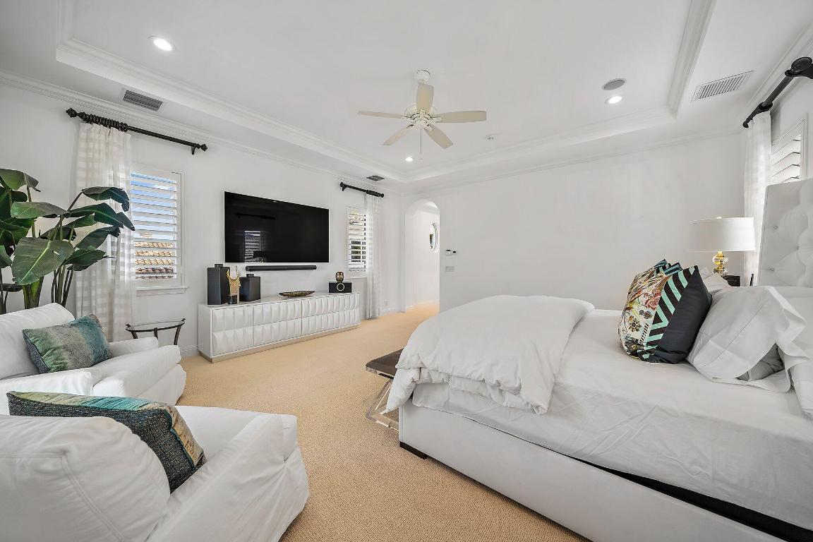 11513 Green Bayberry Drive