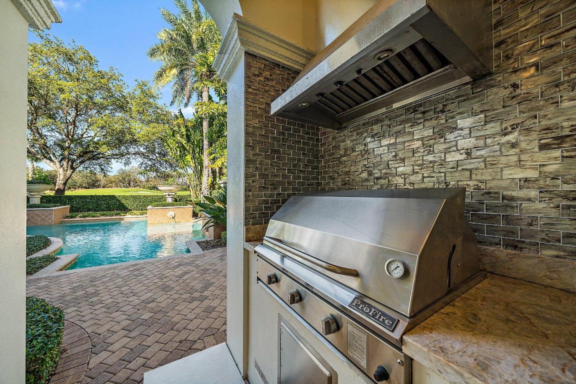 11513 Green Bayberry Drive