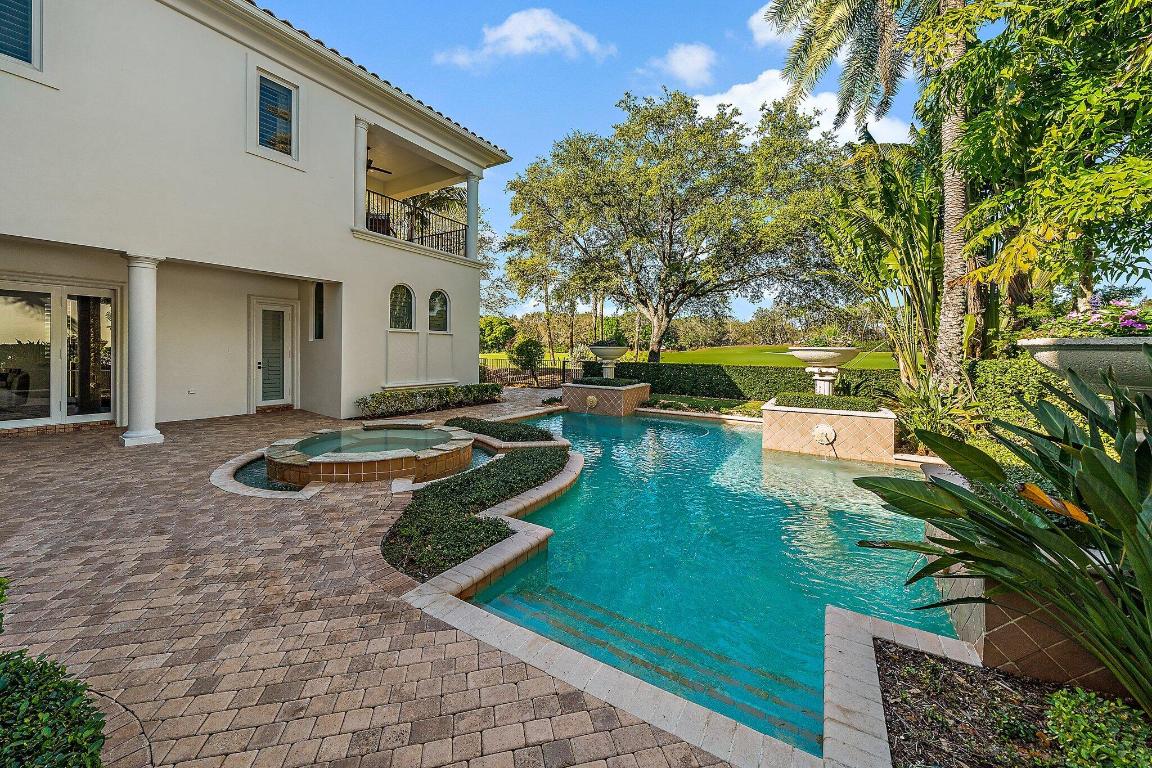 11513 Green Bayberry Drive