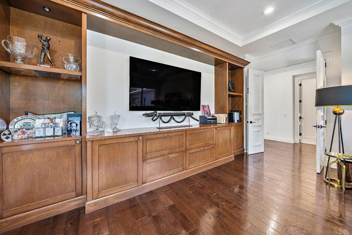 11513 Green Bayberry Drive