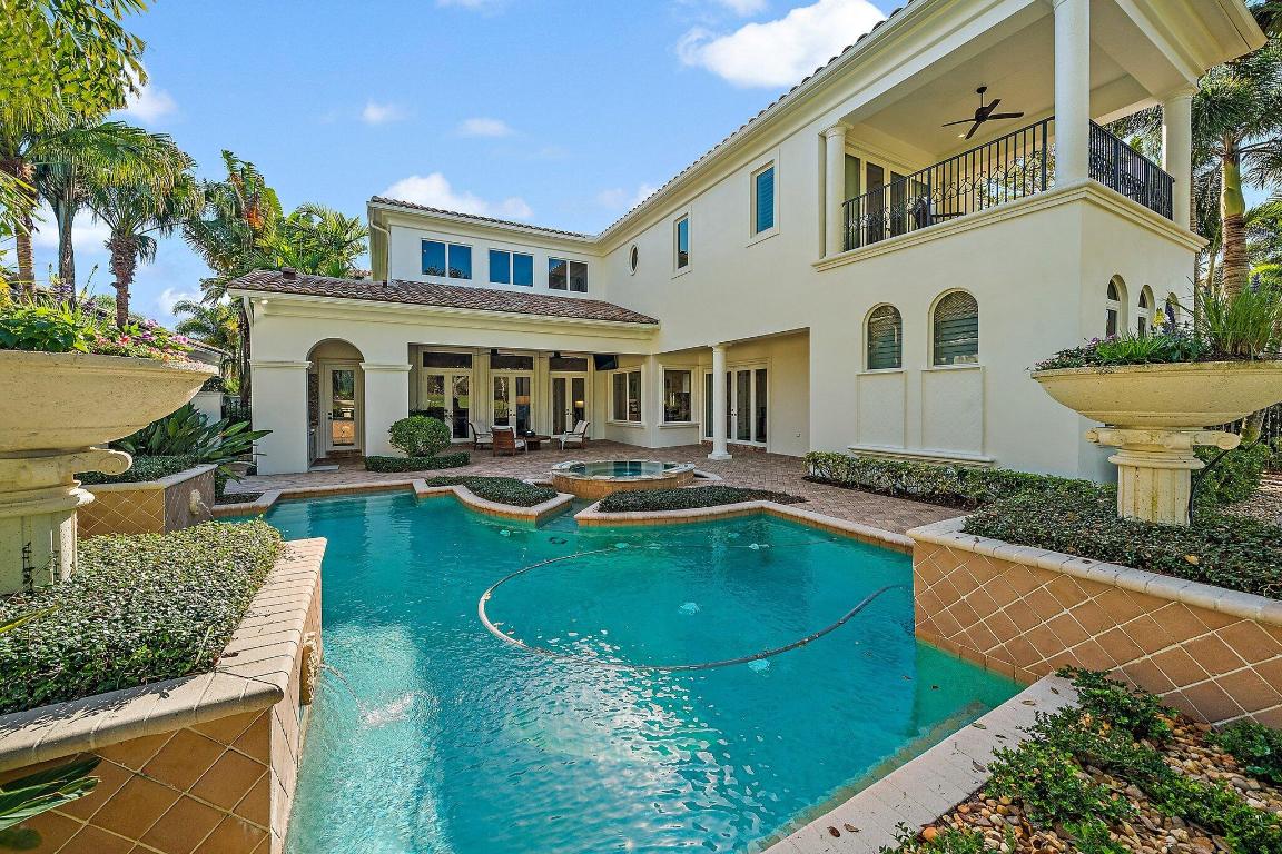 11513 Green Bayberry Drive