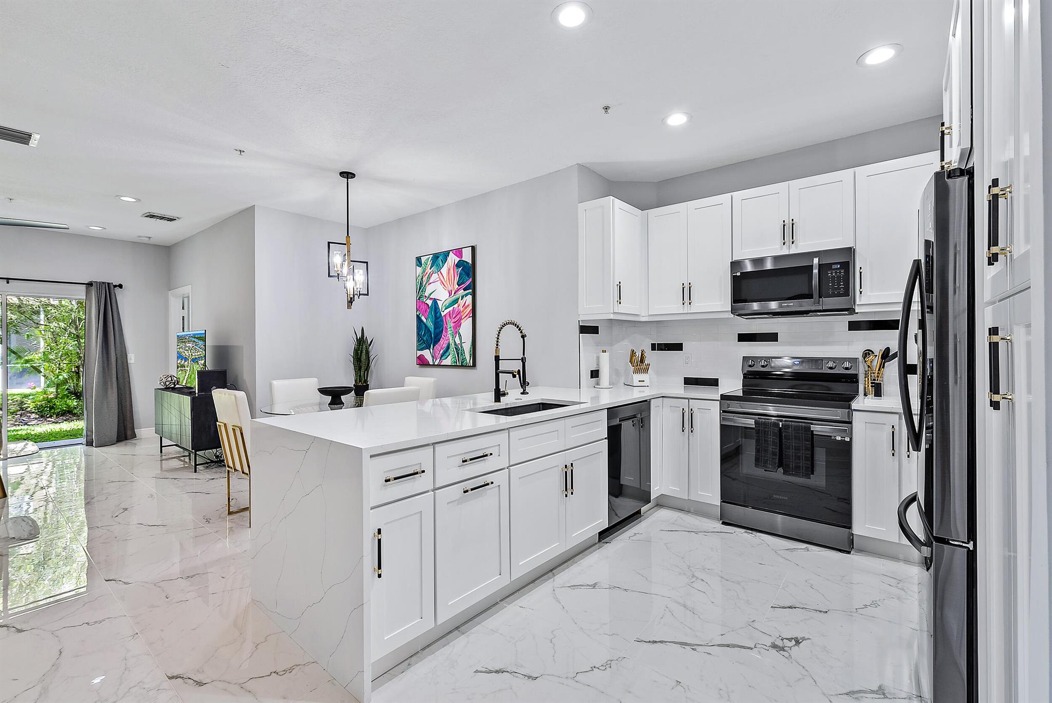 103 Lighthouse Circle A