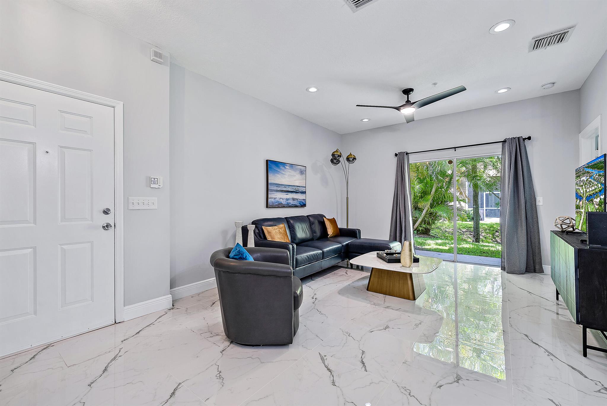 103 Lighthouse Circle A