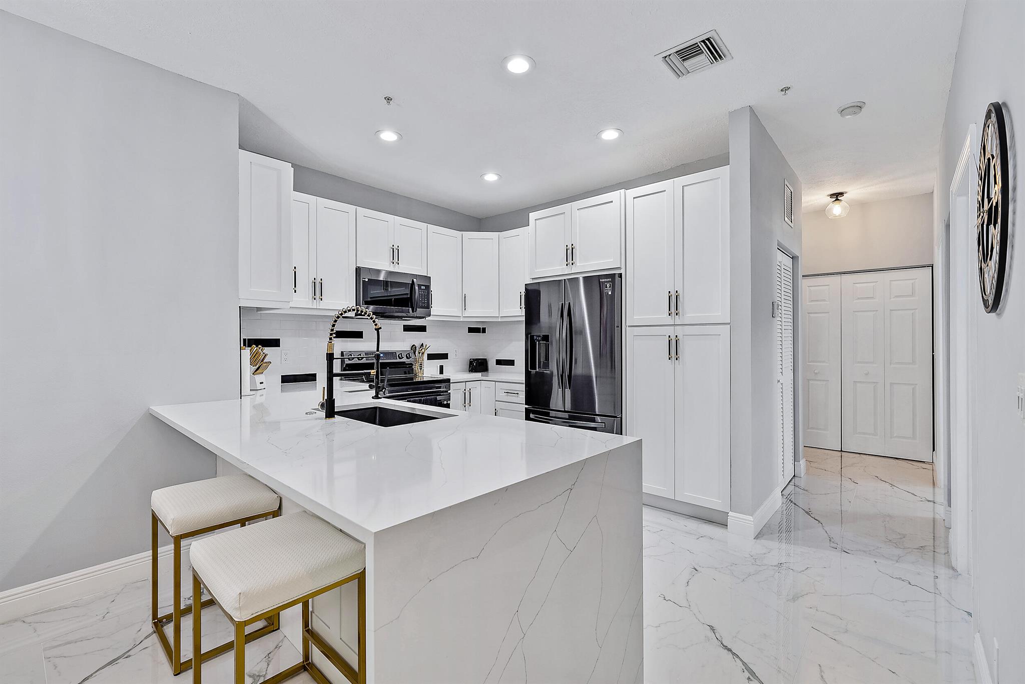 103 Lighthouse Circle A