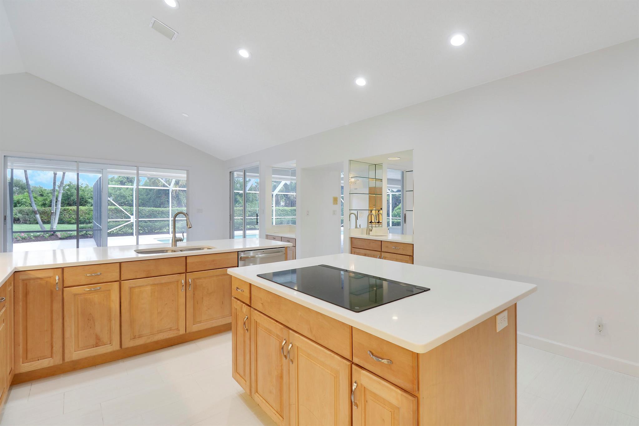 109 SE Turtle Creek Drive