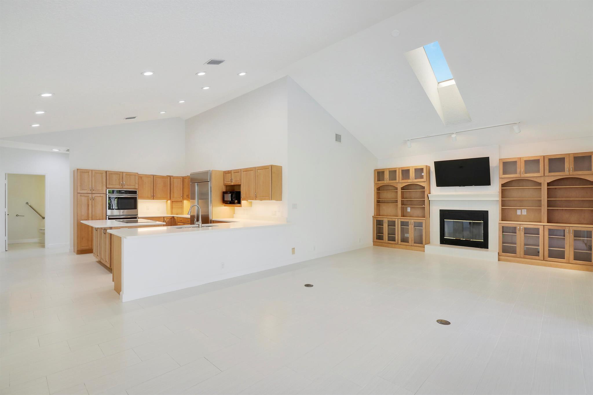 109 SE Turtle Creek Drive