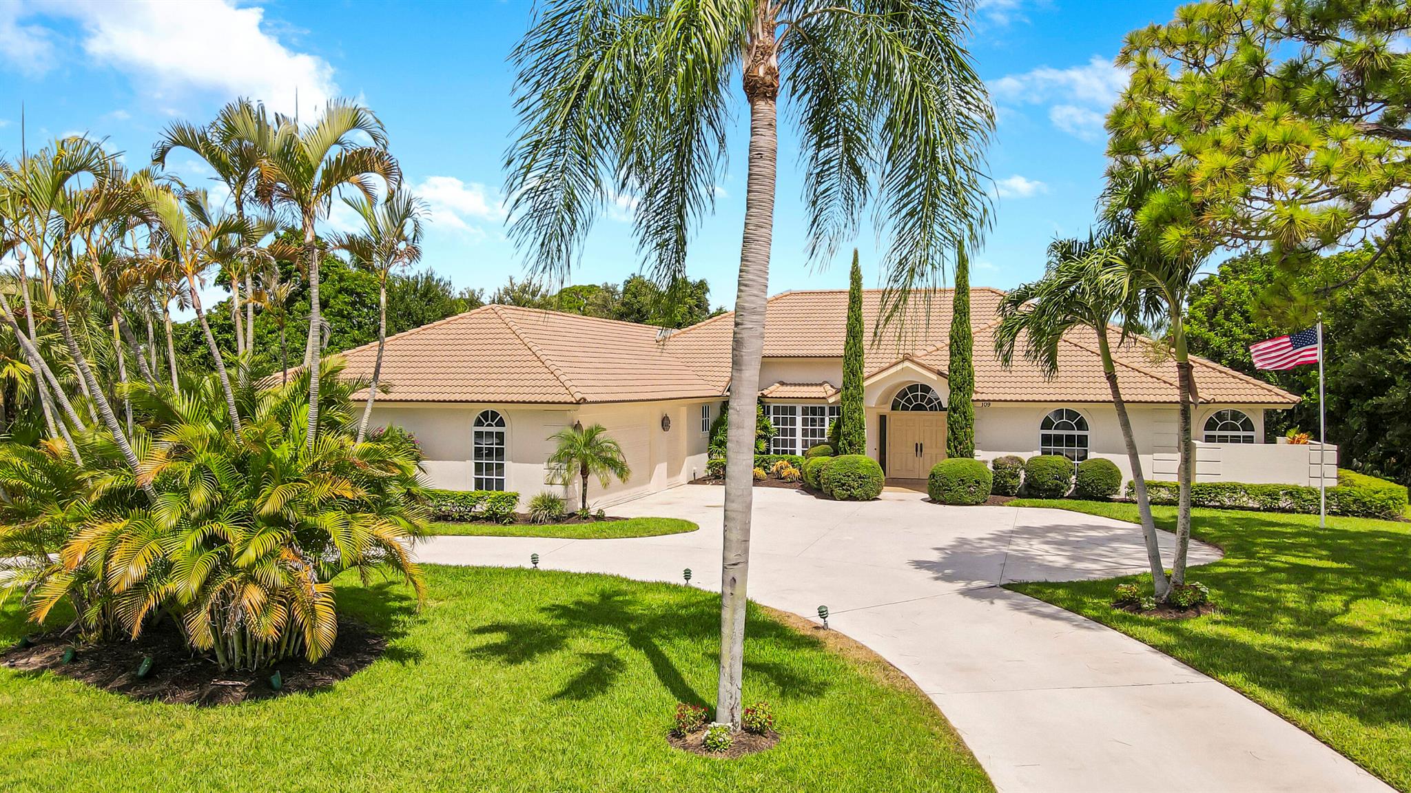 109 SE Turtle Creek Drive