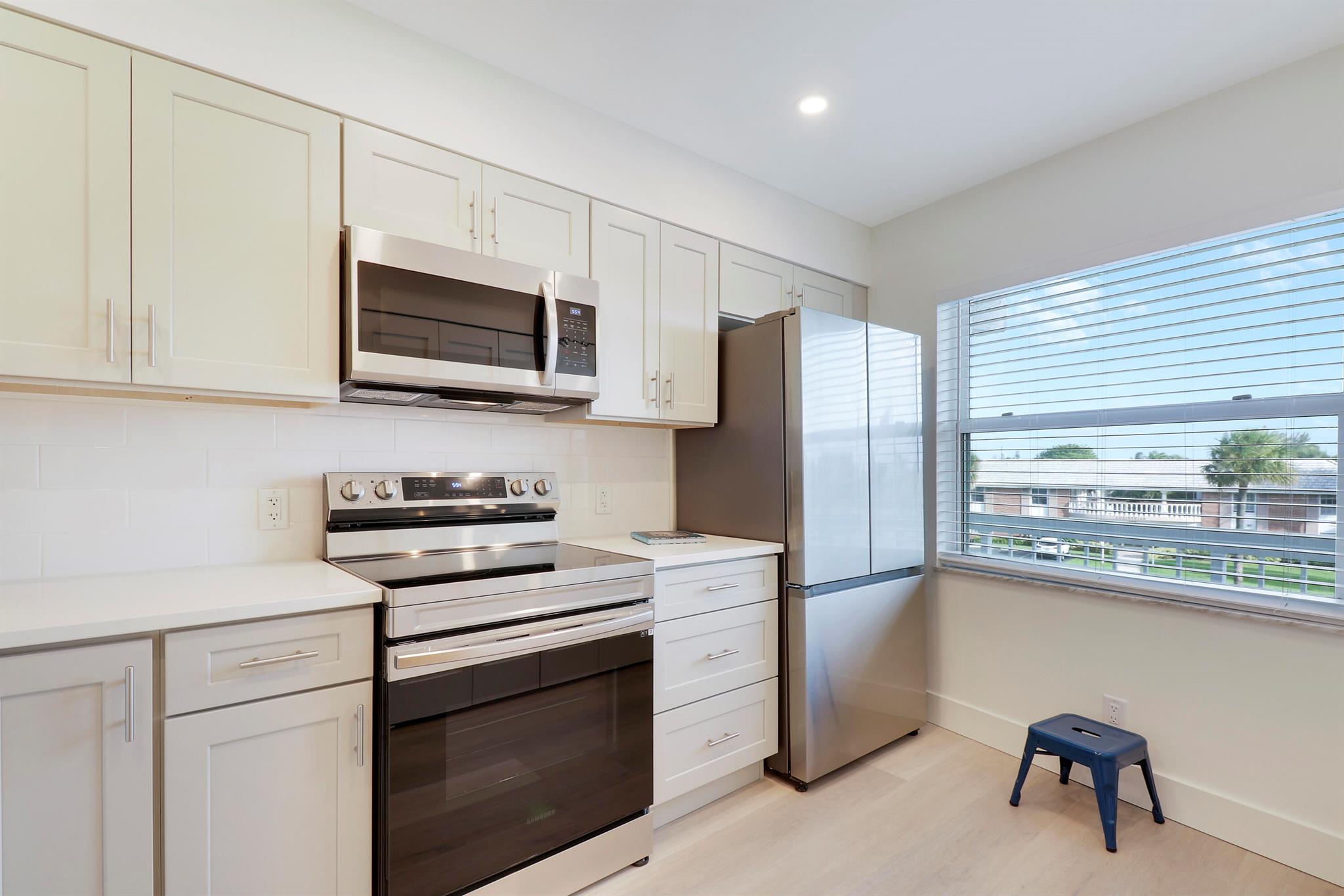 155 Yacht Club Drive 206