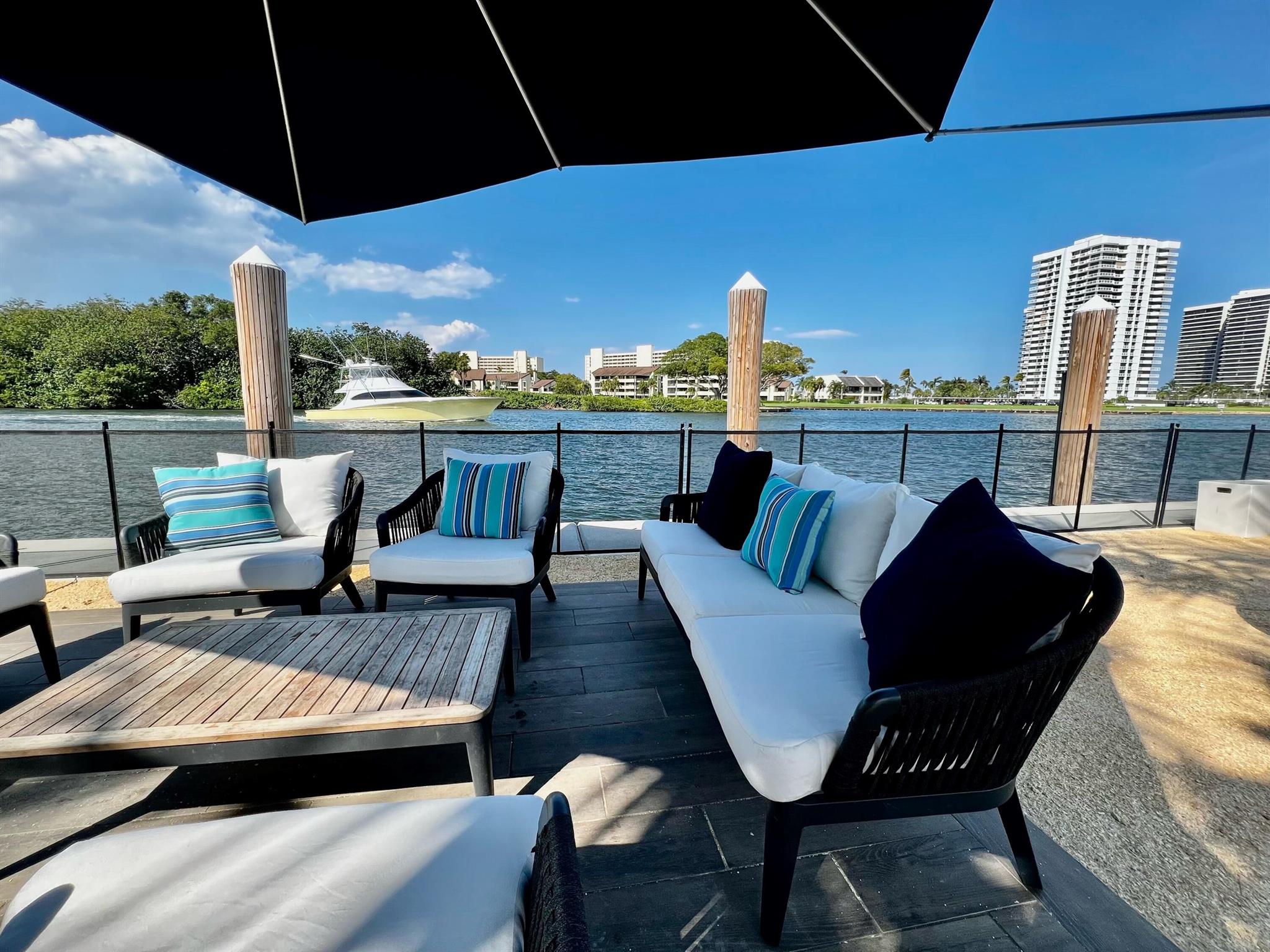 155 Yacht Club Drive 206