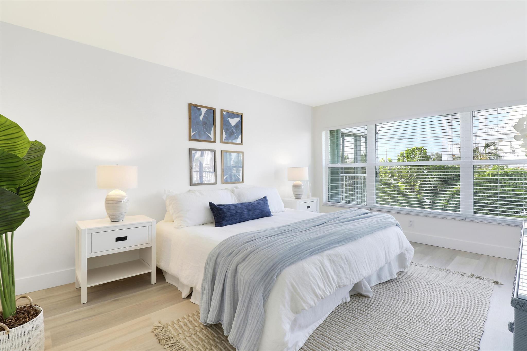 155 Yacht Club Drive 206