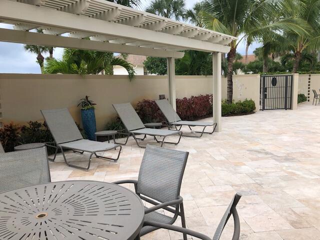 13069 SE Green Turtle Way