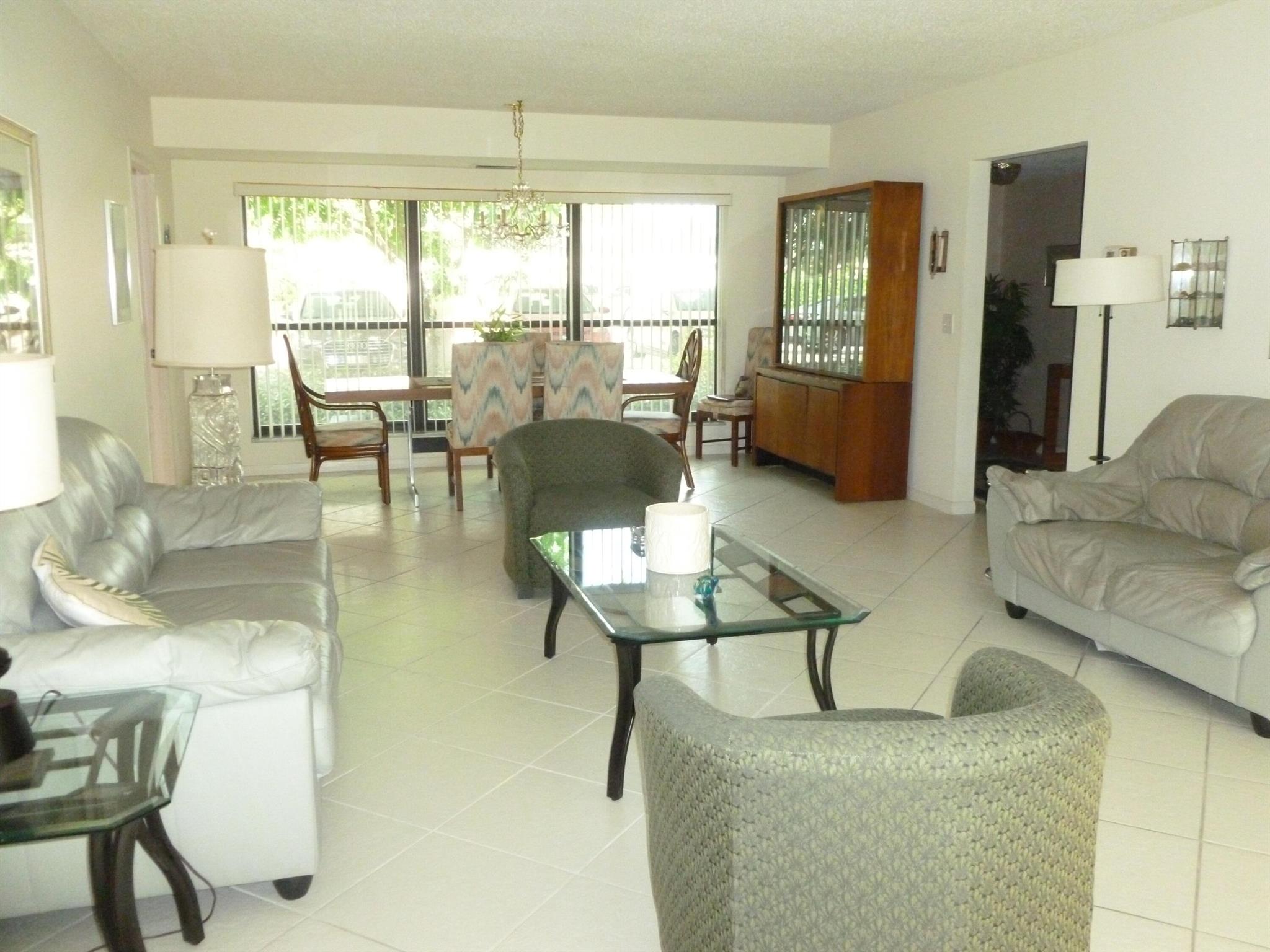 10 SE Turtle Creek Drive B