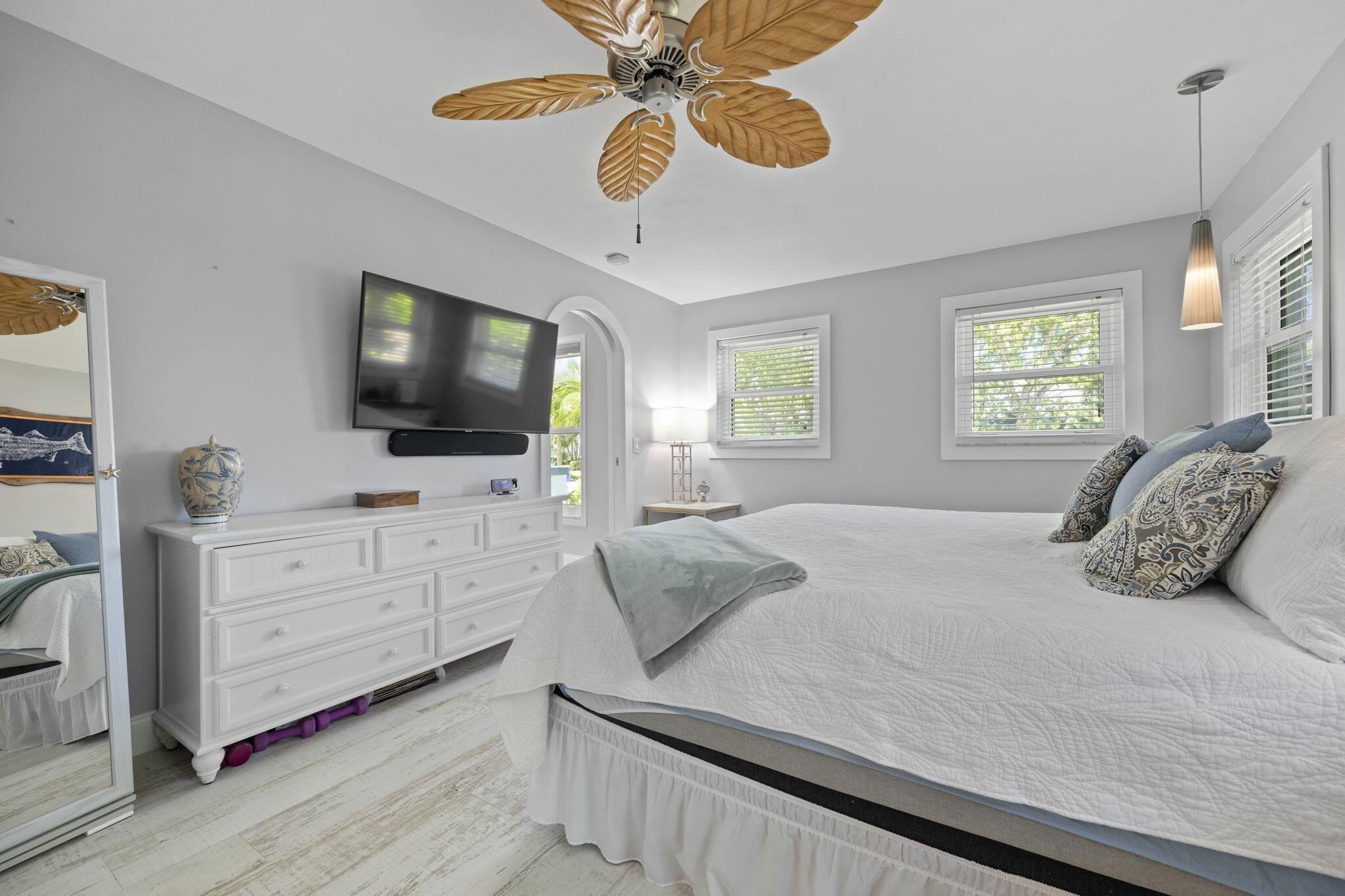 11 SE Splitrail Circle