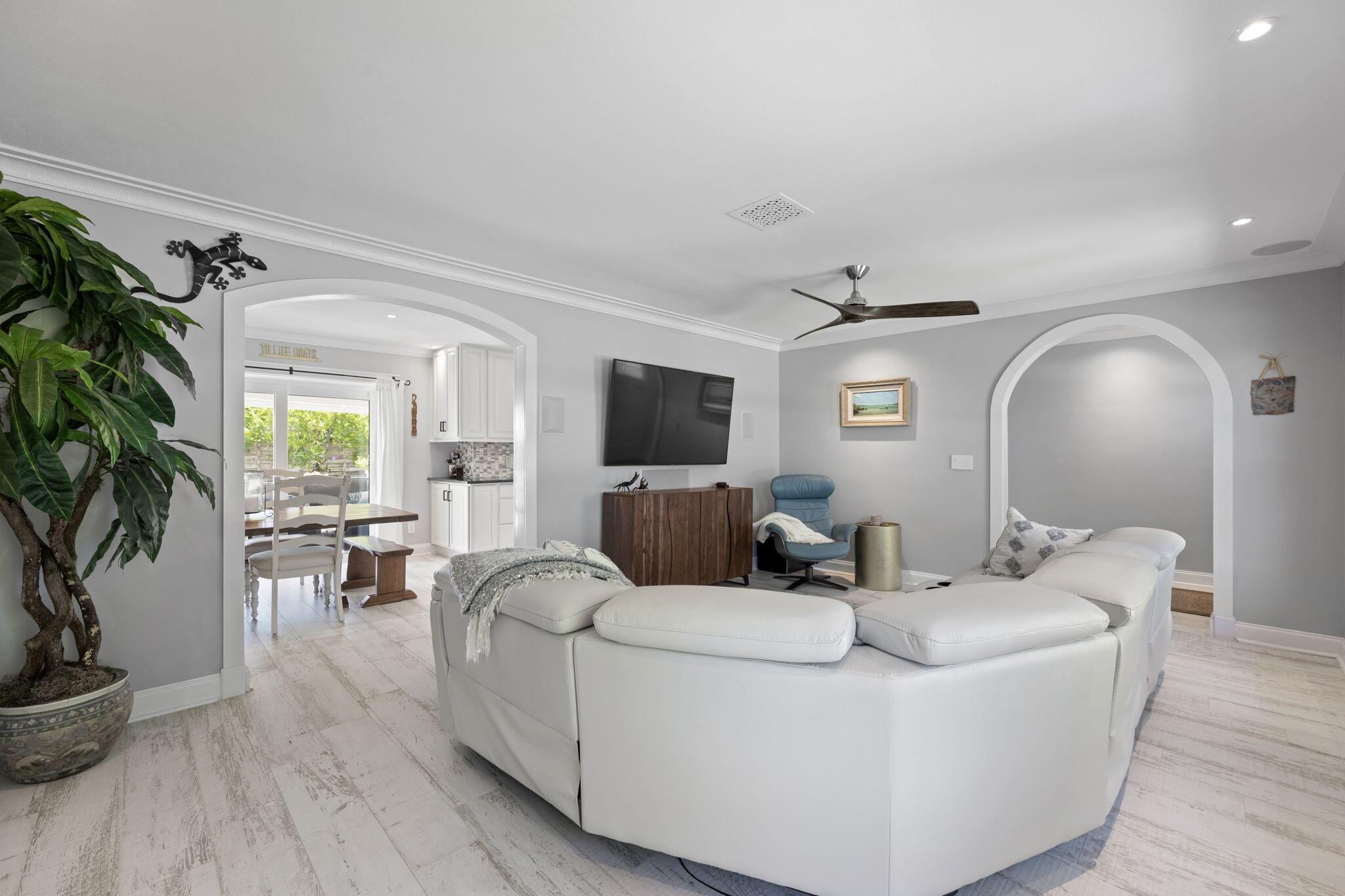 11 SE Splitrail Circle