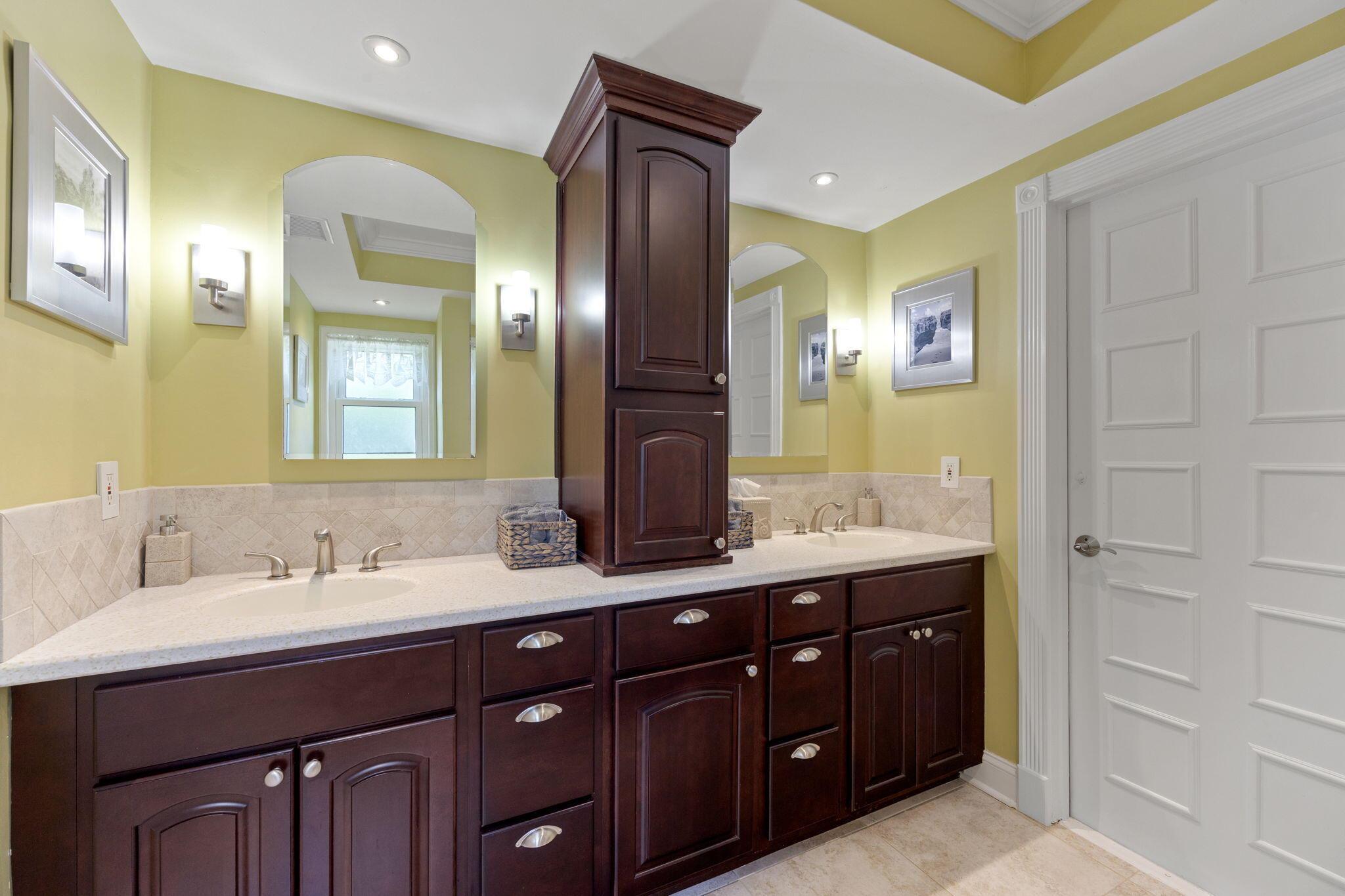 11 SE Splitrail Circle