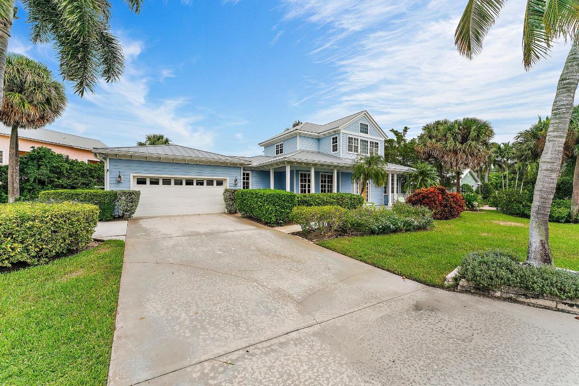 4701 NE Spinnaker Point Place