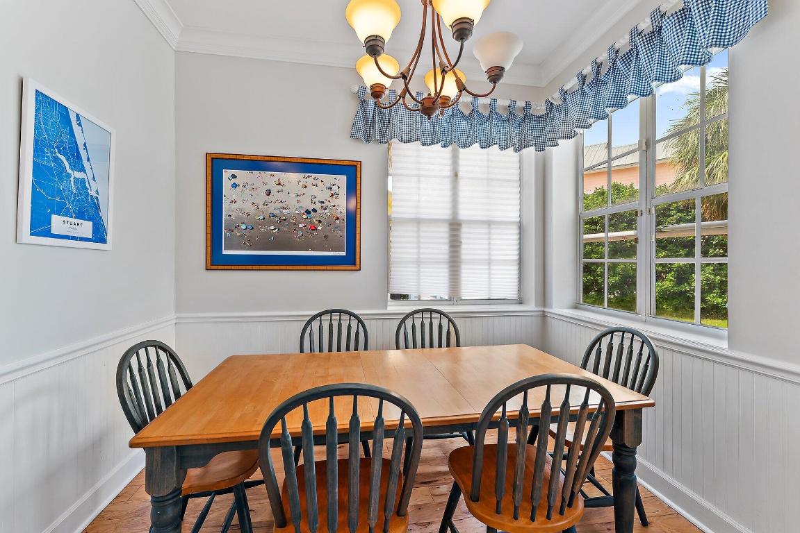 4701 NE Spinnaker Point Place