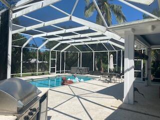 4701 NE Spinnaker Point Place