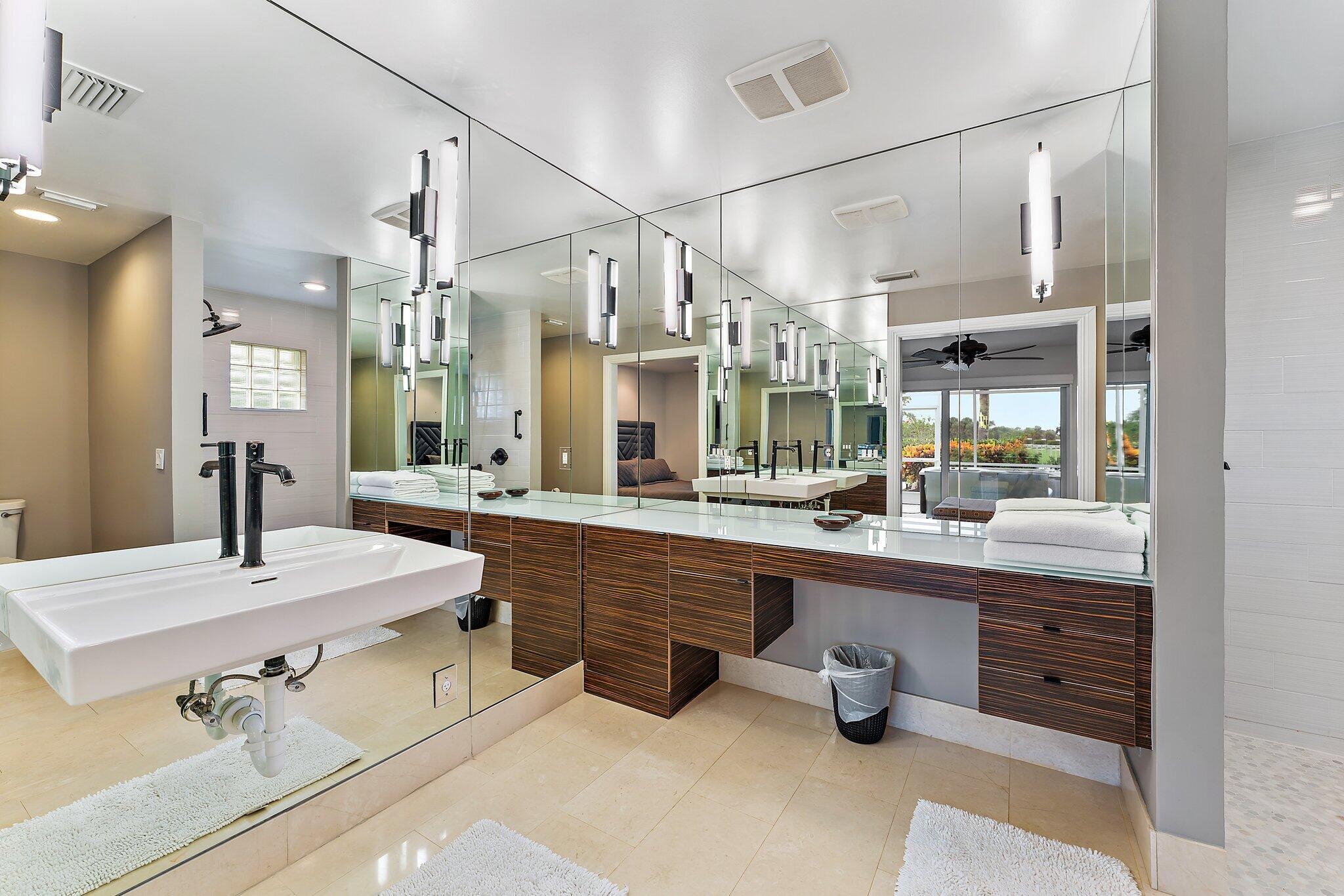 210 Golfview Drive