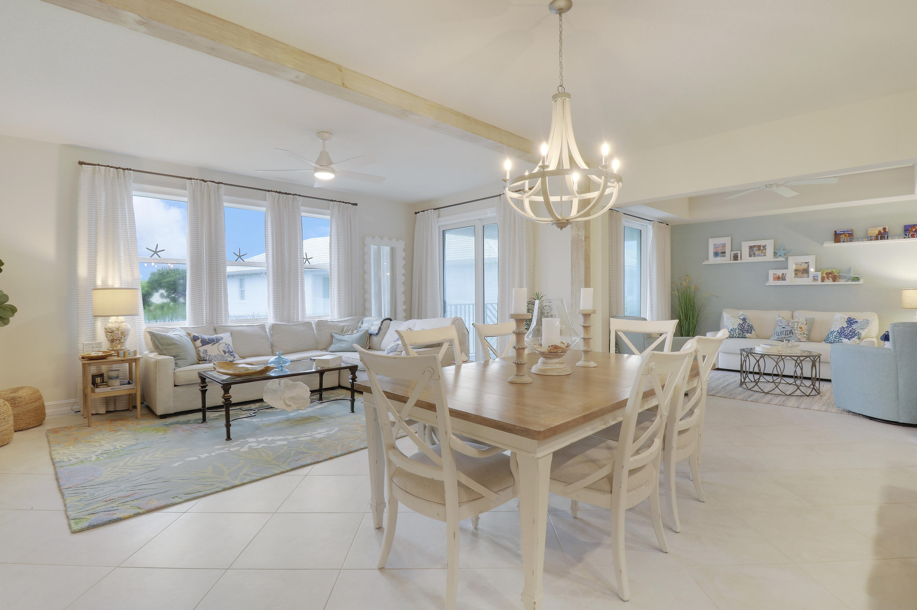 941 Bay Colony Drive S