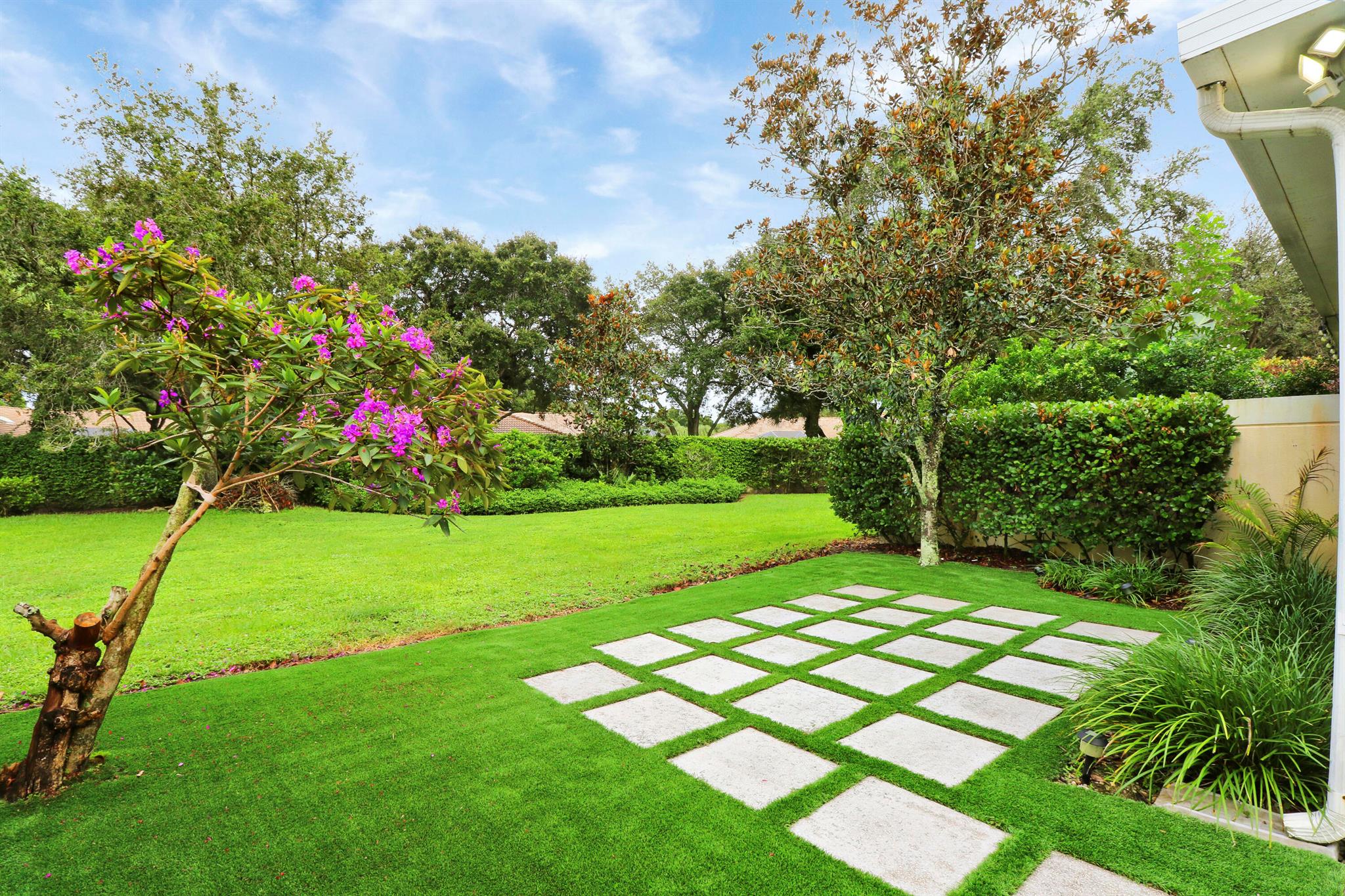 462 Capistrano Drive