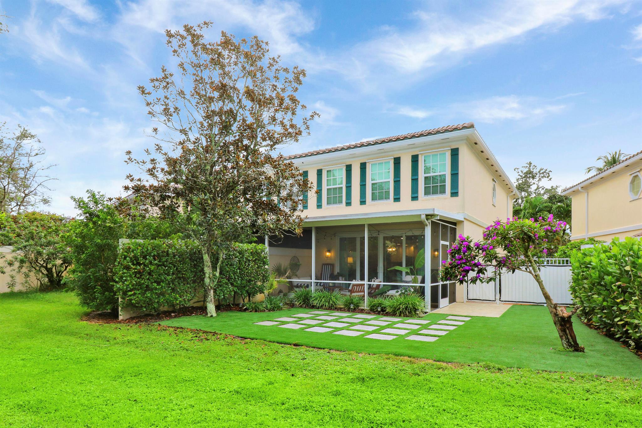 462 Capistrano Drive