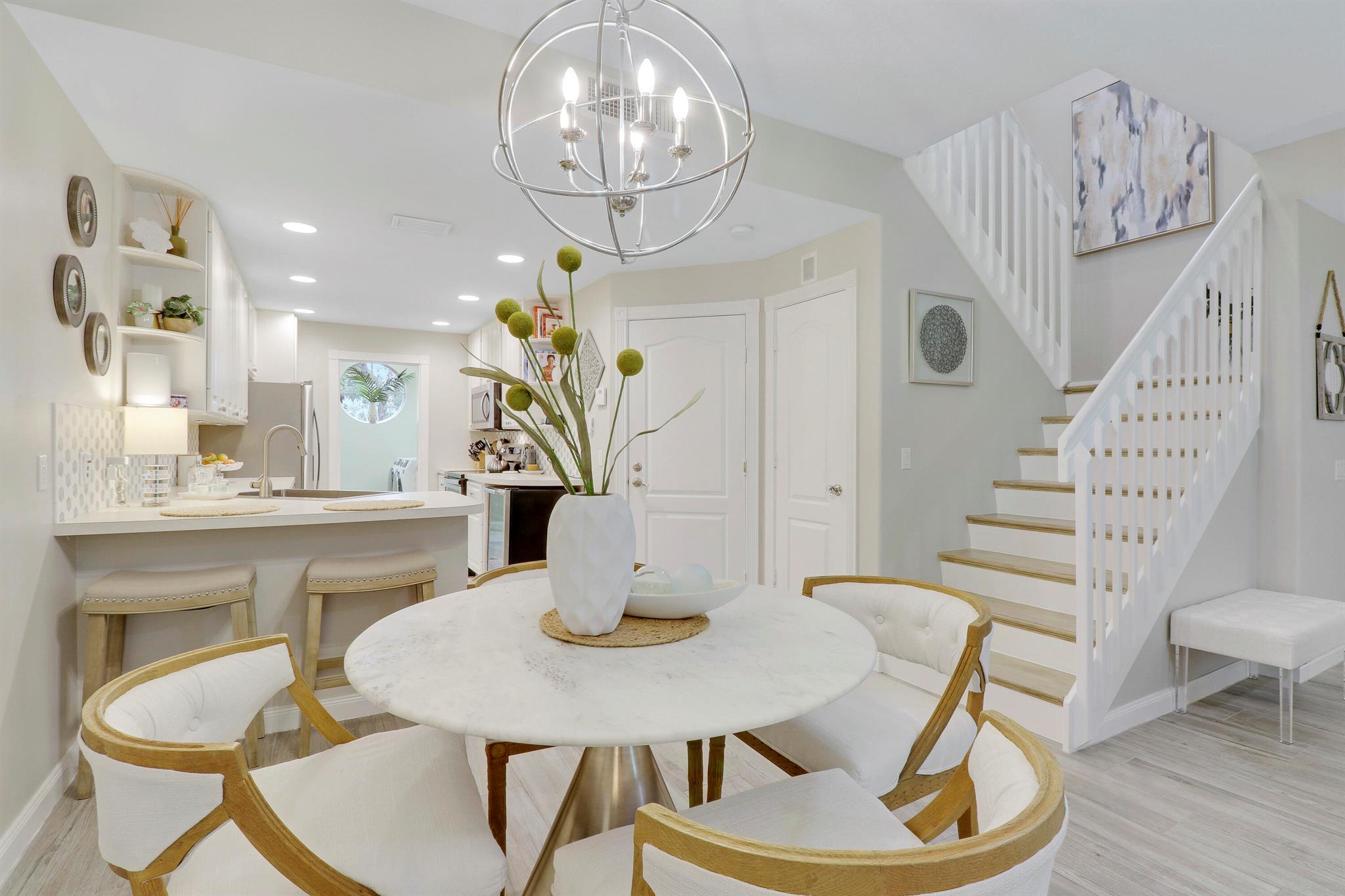 462 Capistrano Drive