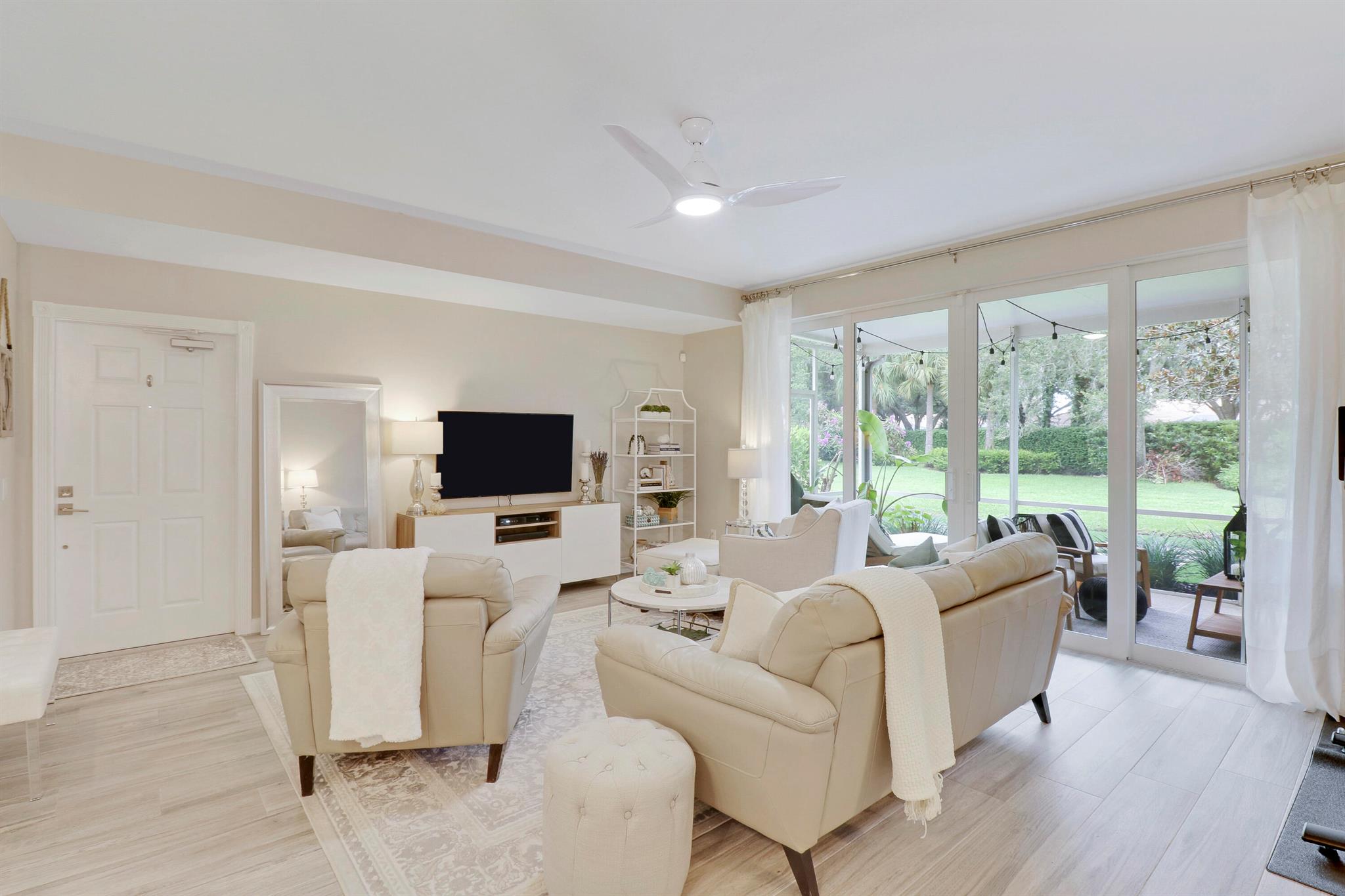 462 Capistrano Drive