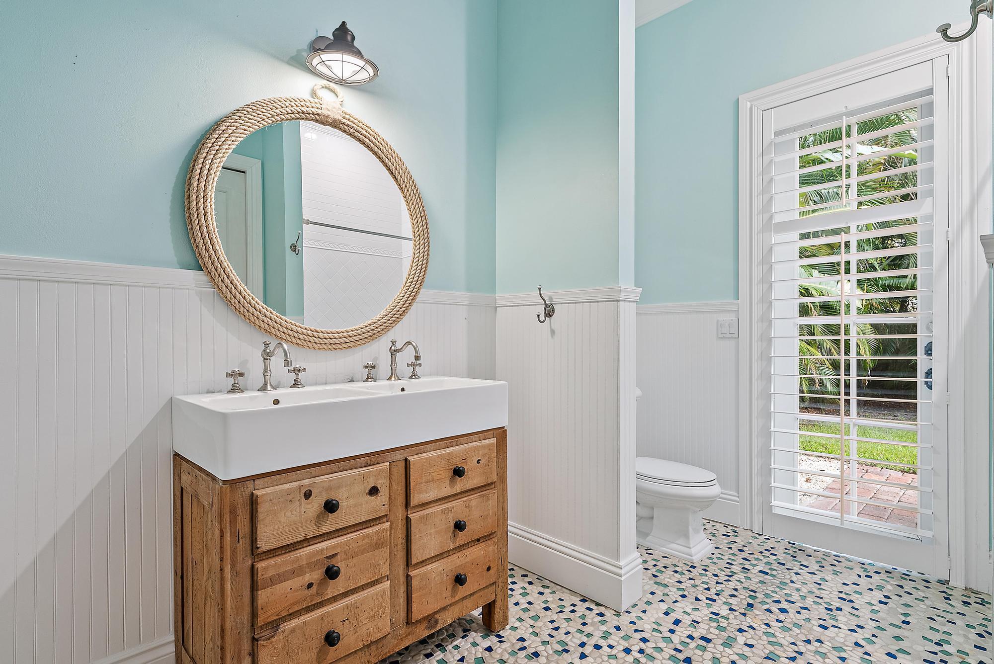 10802 SE Arielle Terrace