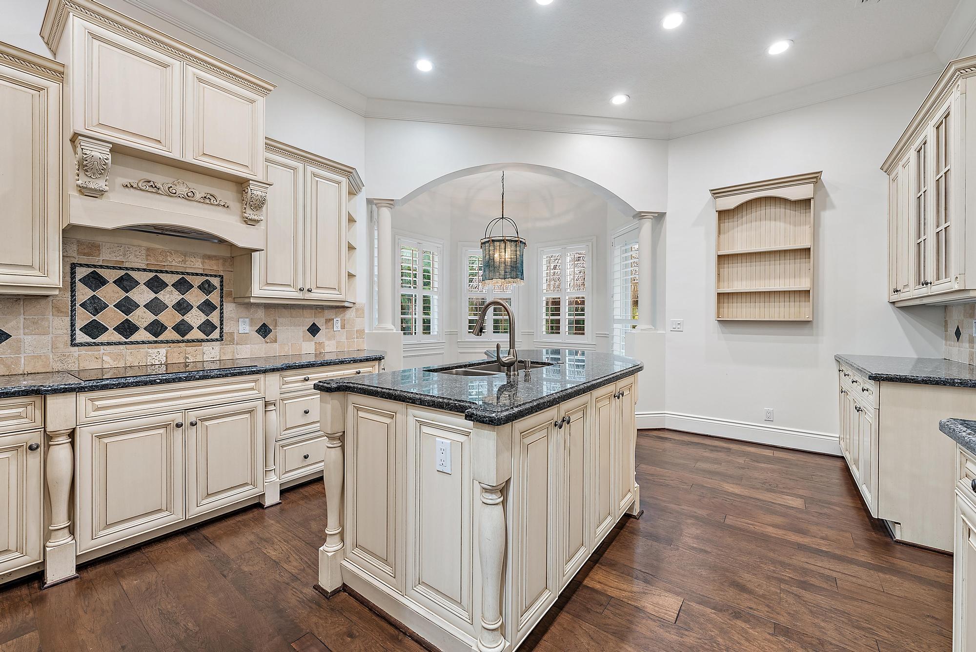 10802 SE Arielle Terrace