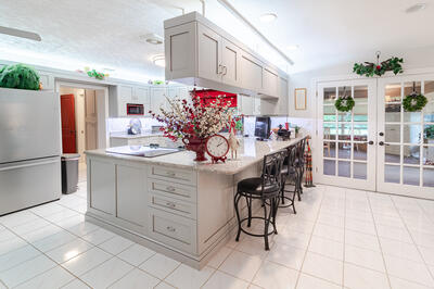 2481 NW Everglades Boulevard