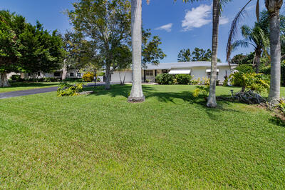 2481 NW Everglades Boulevard