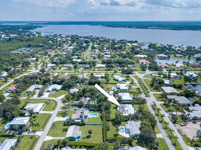 2481 NW Everglades Boulevard