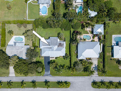 2481 NW Everglades Boulevard