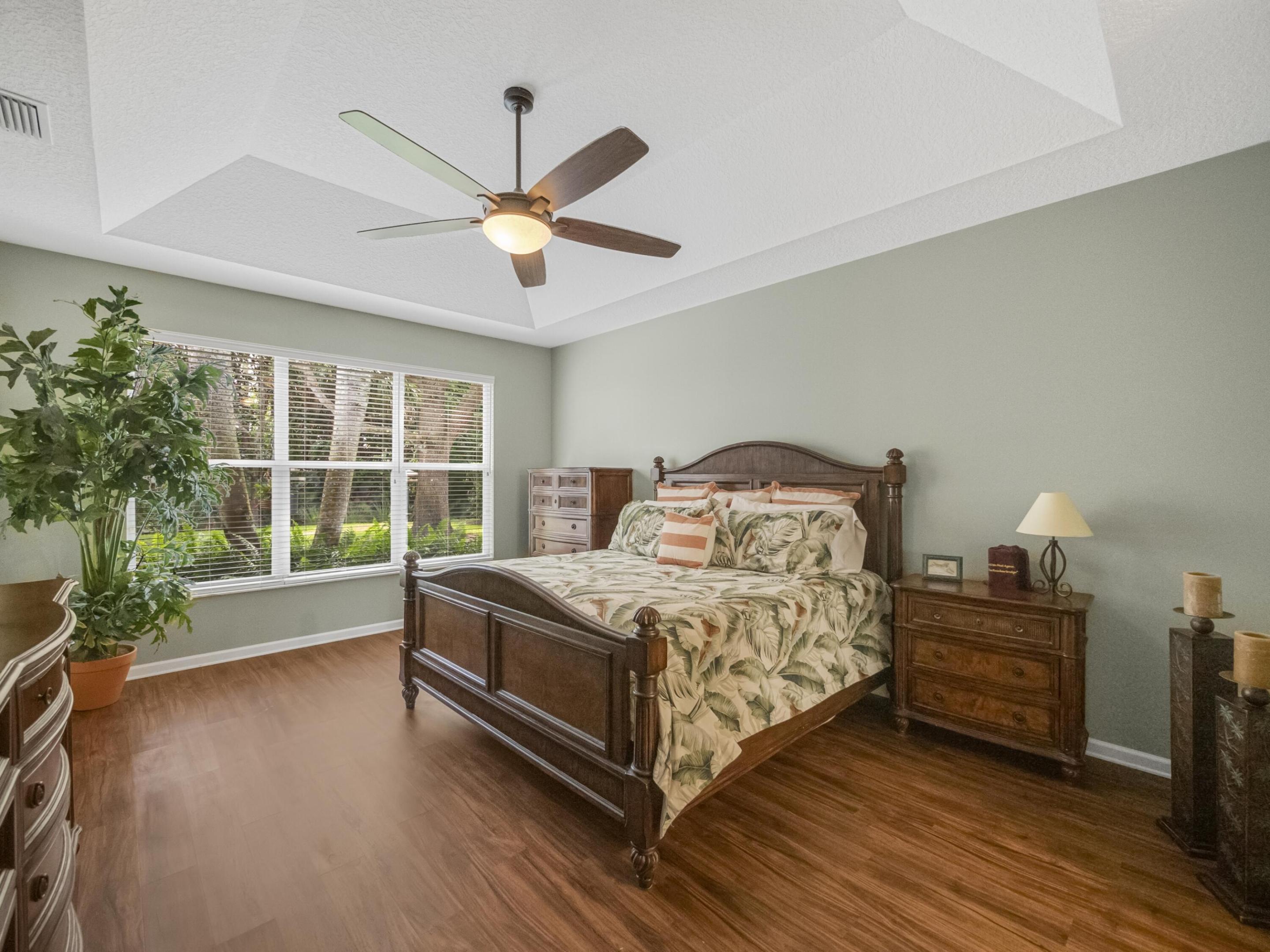 8517 SW Sea Captain Drive