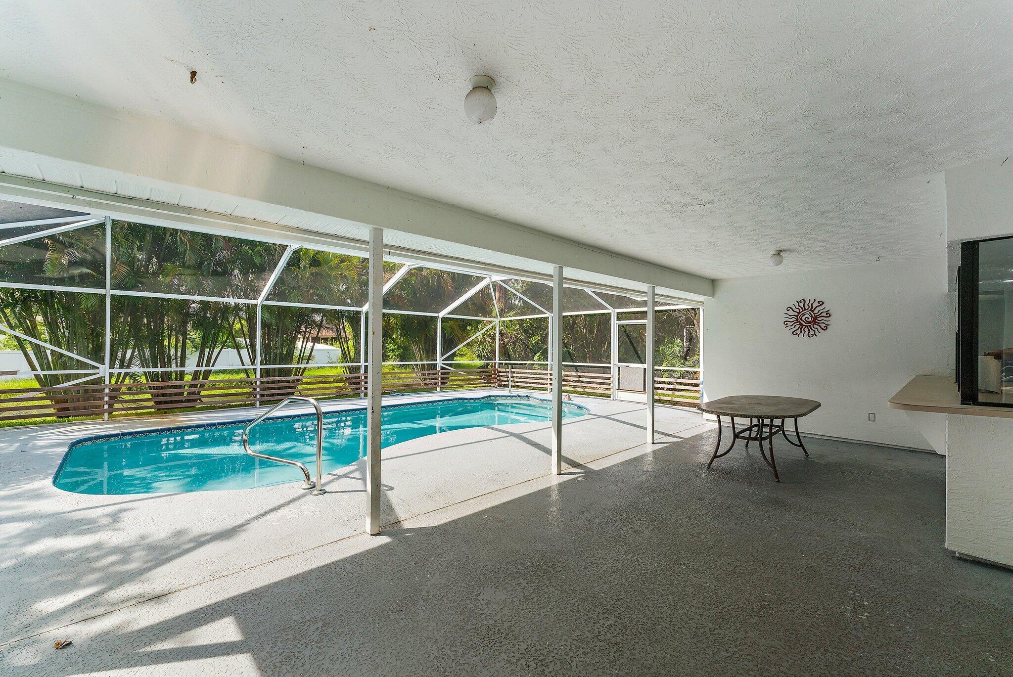 2238 SE Lucaya Street